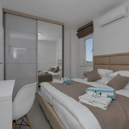 Villa Violet With Salt Water Pool *