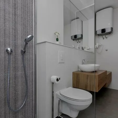 Villa Violet With Salt Water Pool *