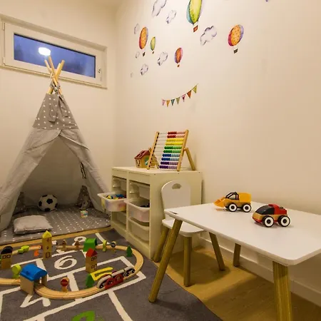 Violet With Salt Water Pool Villa *