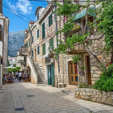 빌라 Violet With Salt Water Pool